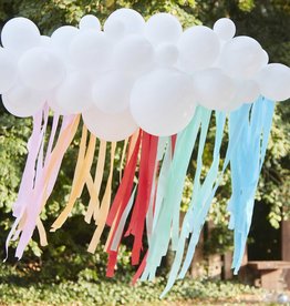 Ballonnenboog met regenboog steamers