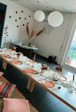 Picknicktafeltjes en decoratie te huur