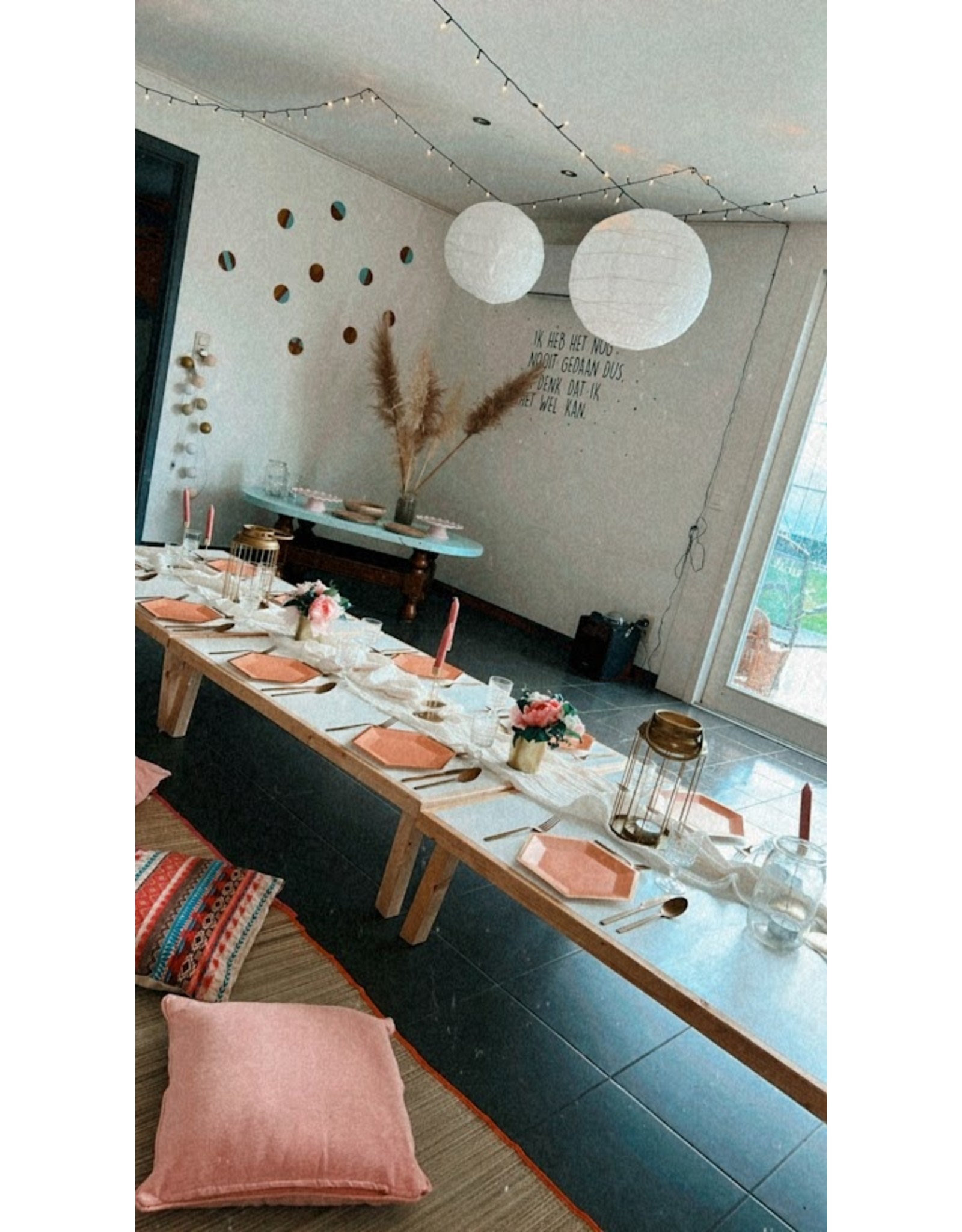 Picknicktafeltjes en decoratie te huur