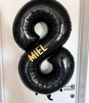 Gepersonaliseerde XXL cijferballon (gevuld met helium)