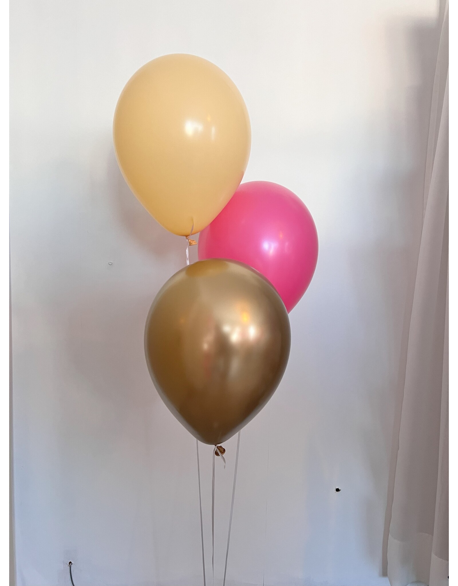 Ballonnnentros gevuld met helium: Peach - Fuchsia - goud