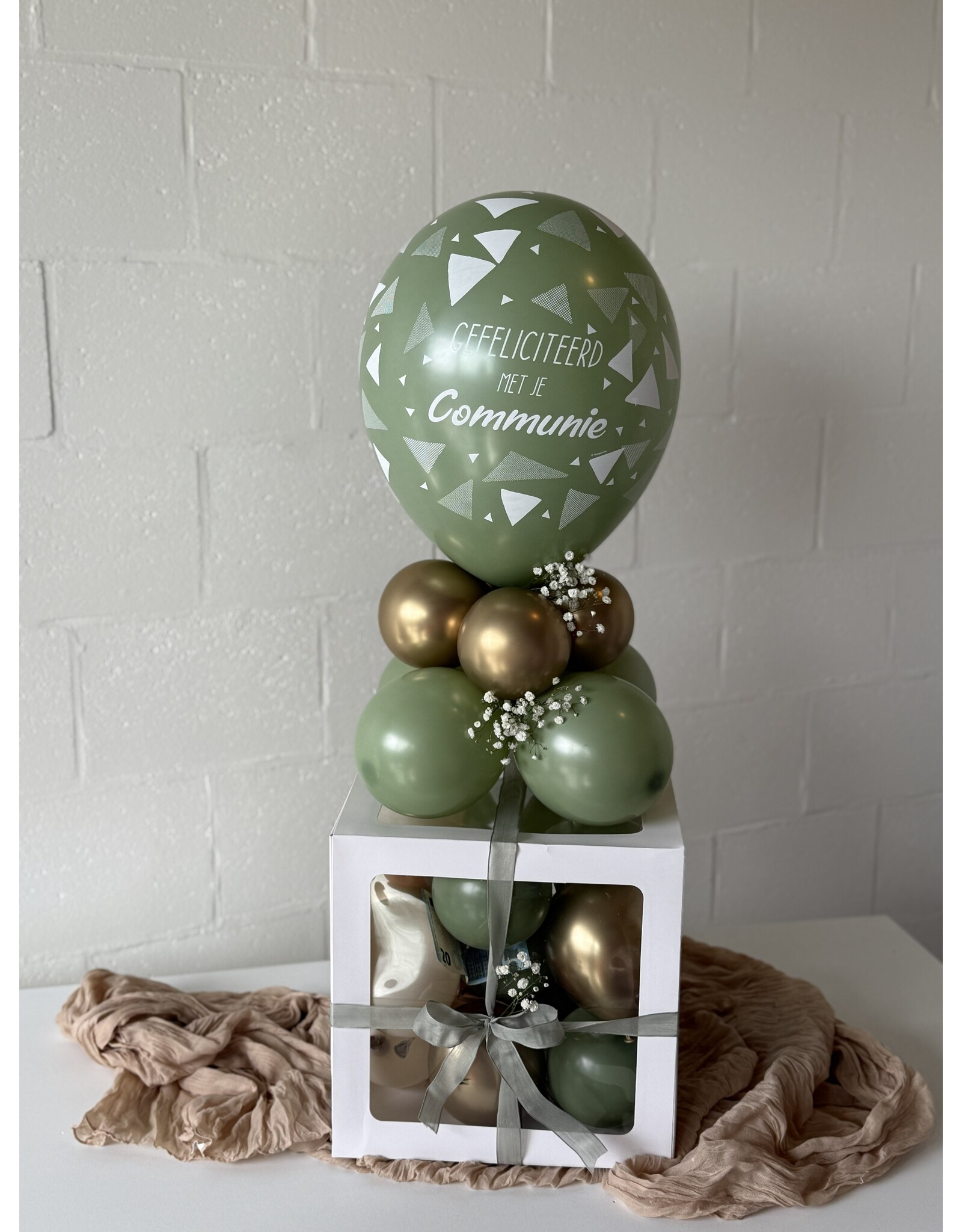 wowparty Ballonnenbox met geld - Communie