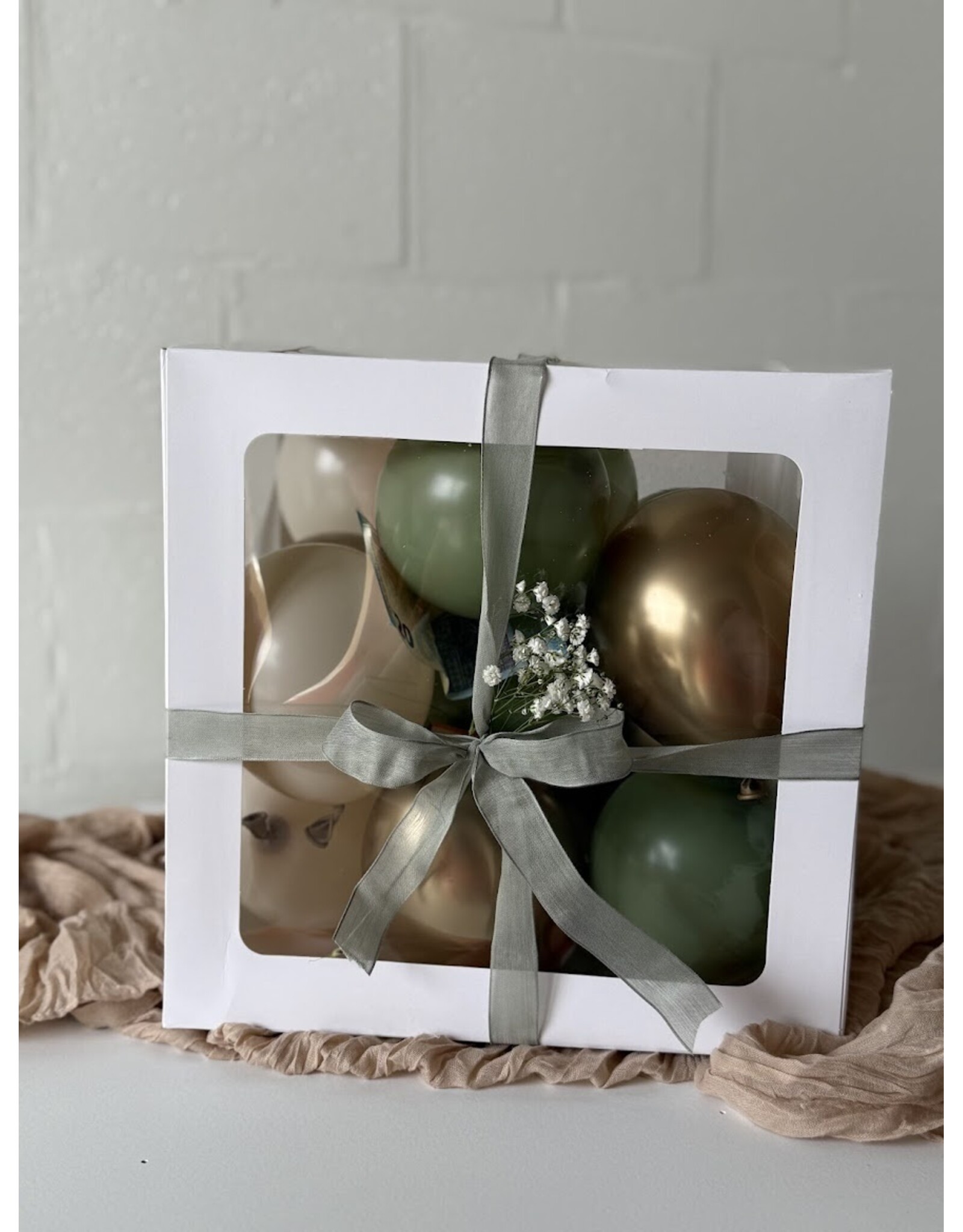 wowparty Ballonnenbox met geld - Cadeaubox