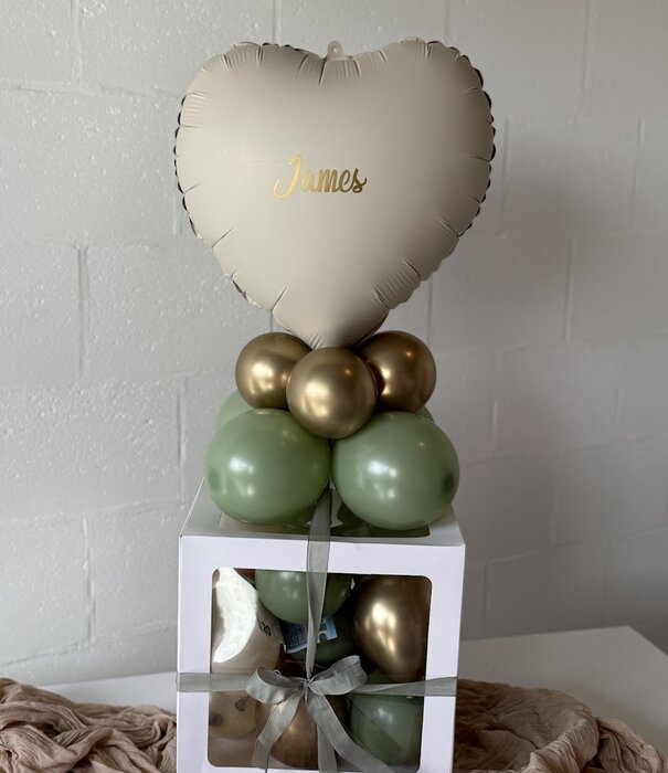Ballonnenbox met geld & naam