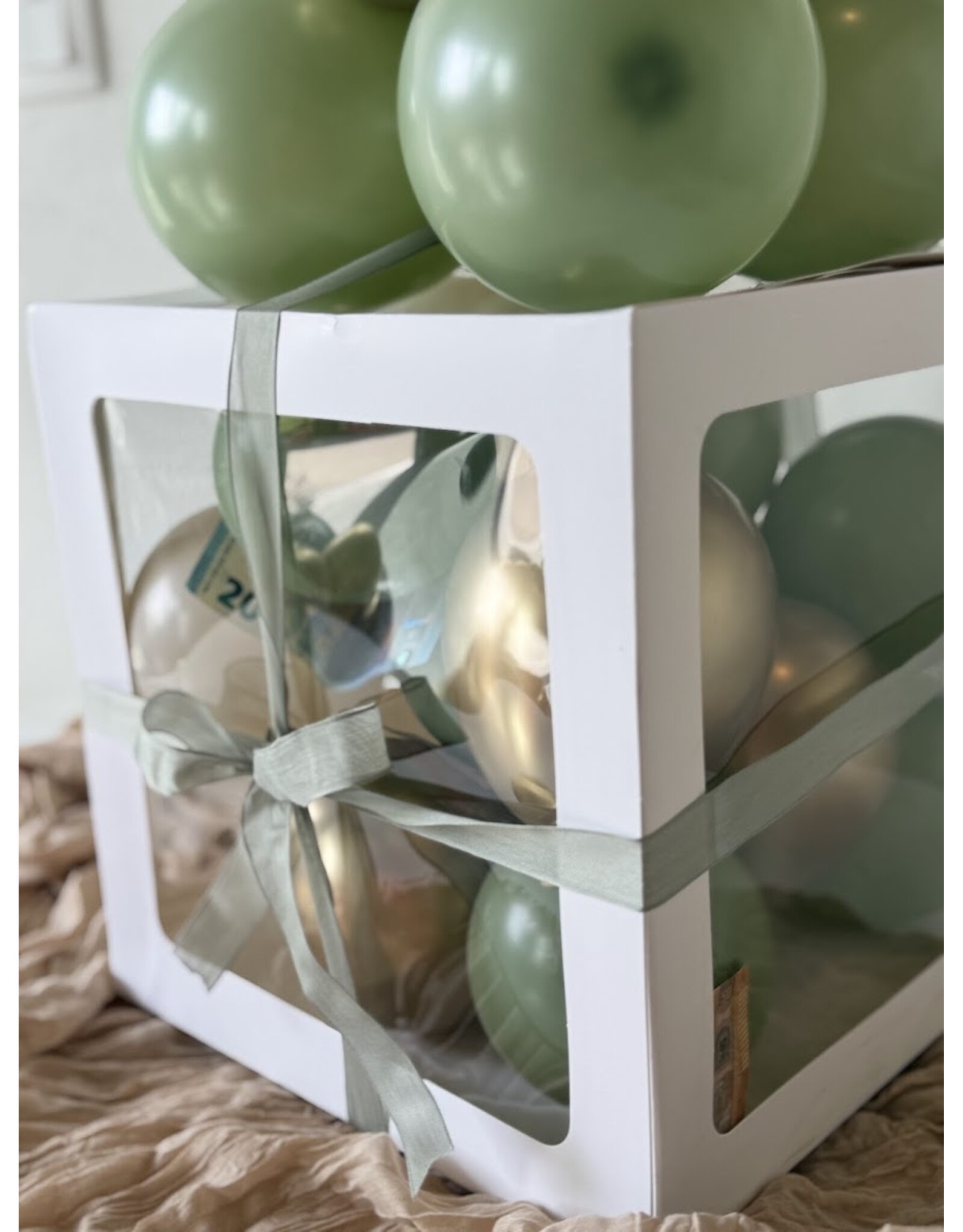 wowparty Ballonnenbox met geld & naam