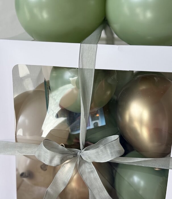 Ballonnenbox met geld & naam