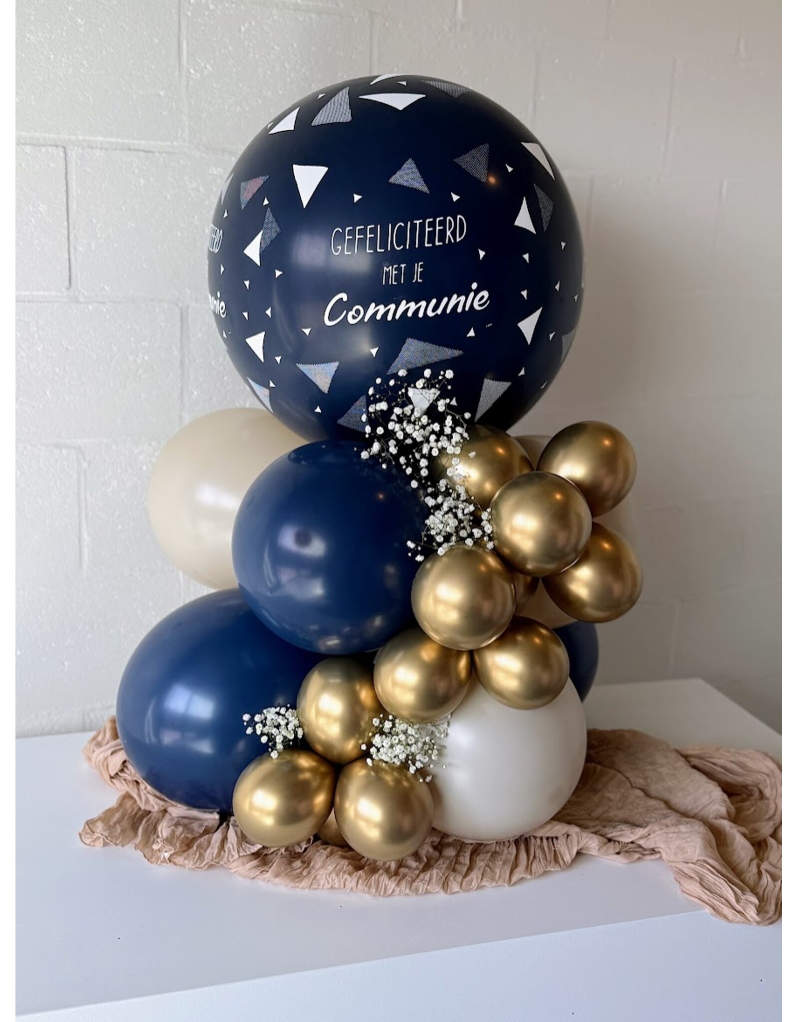 wowparty Communie toren met  XXL topballon