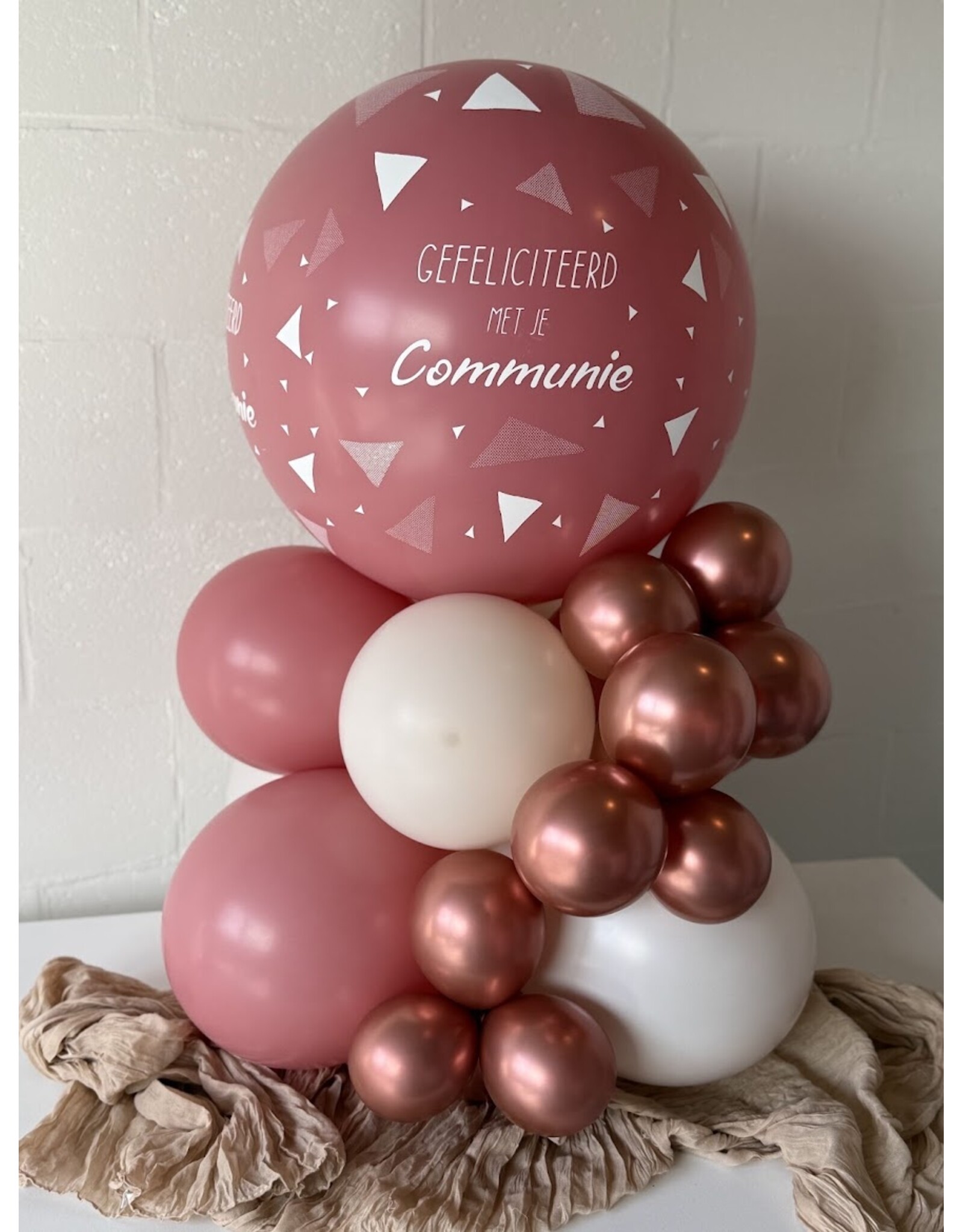 wowparty Communie toren met  XXL topballon