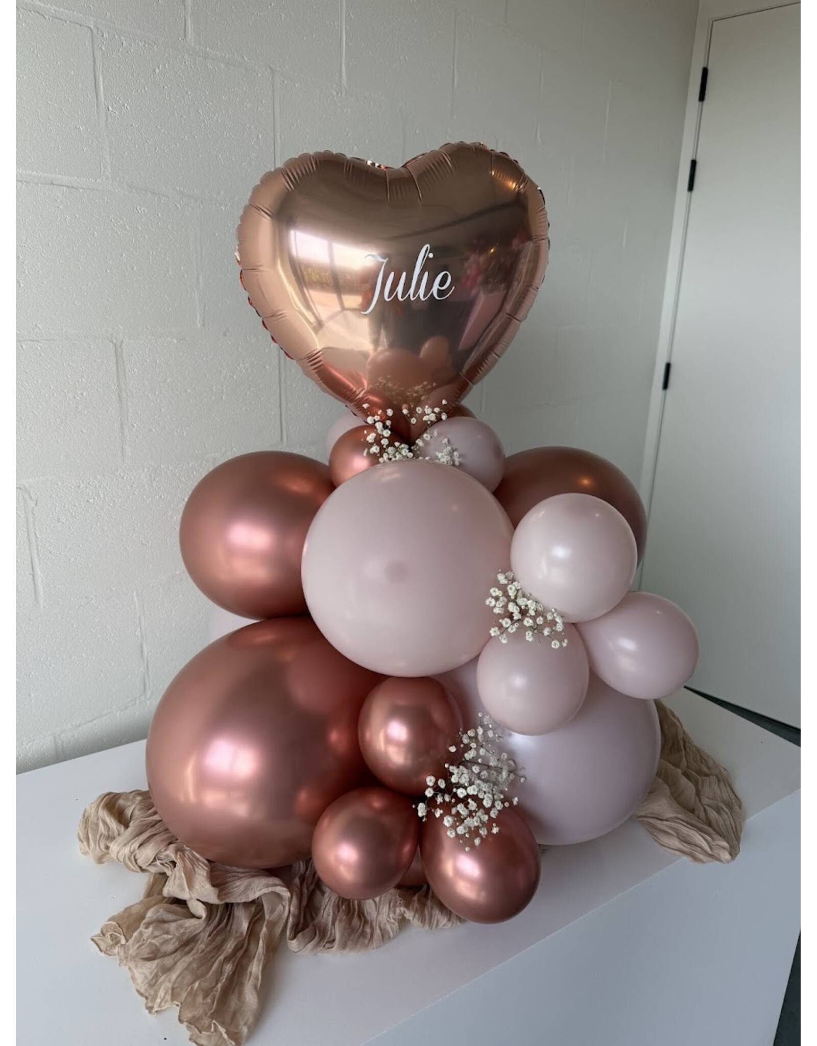 wowparty Ballonnentorentjes met naam & hartje