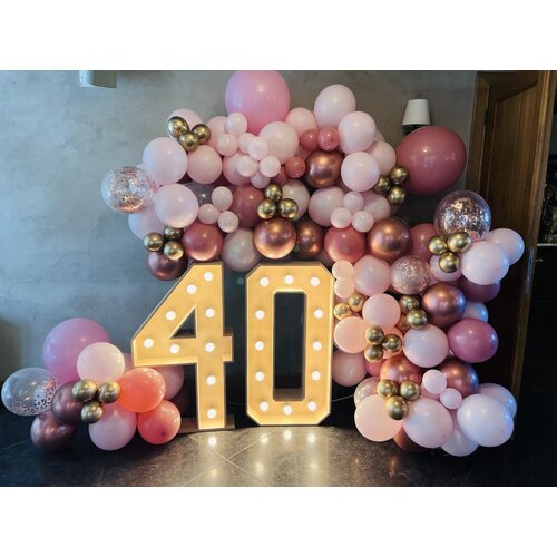 Ballondecoratie bij een 40ste verjaardag