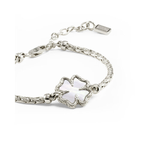 Buddha to Buddha Buddha to Buddha Armband 176 Katja Klaver Parelmoer Zilver