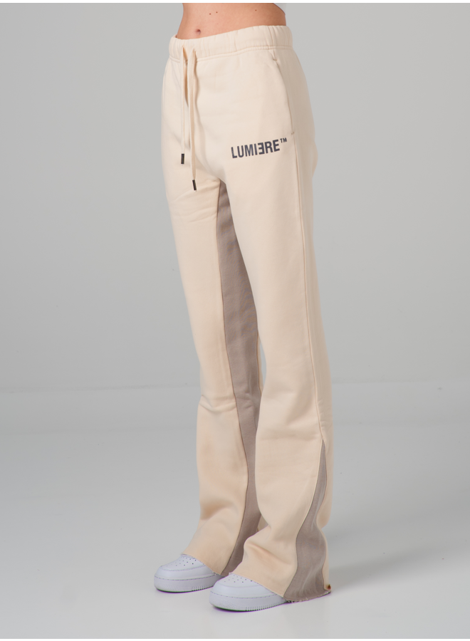 TM Logo Flare Sweatpants Beige (Women)