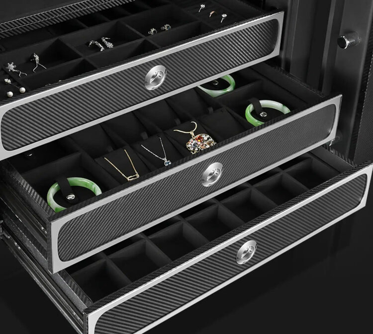 Chronoguard Switzerland Carbon  Elite Watch Safe 8 Uhren