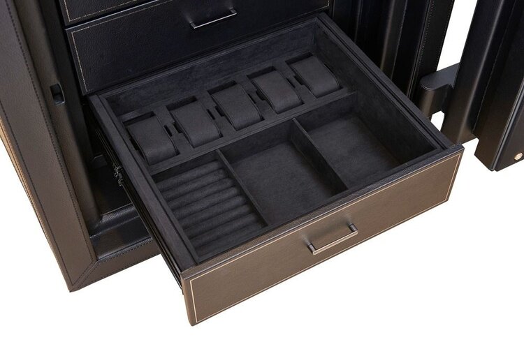 Wolf 1834  Athos 12 Piece Watch Winder und Jewellery Safe Black