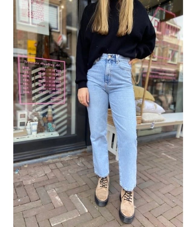 Kendall \u0026 Kylie Denim cage wide high waist jeans - Rumah Conceptstore