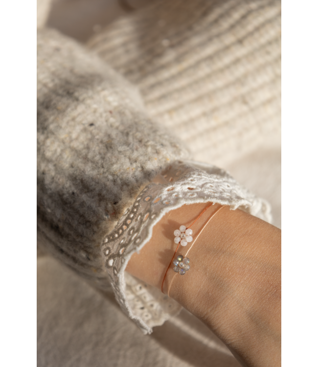 White Quartz / April birth flower bracelet