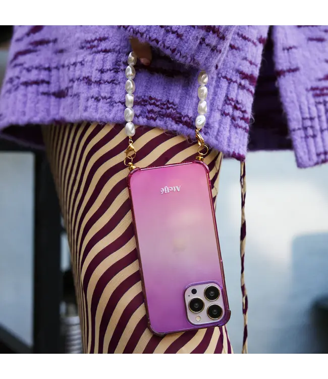 Iphone mystique case - no cord