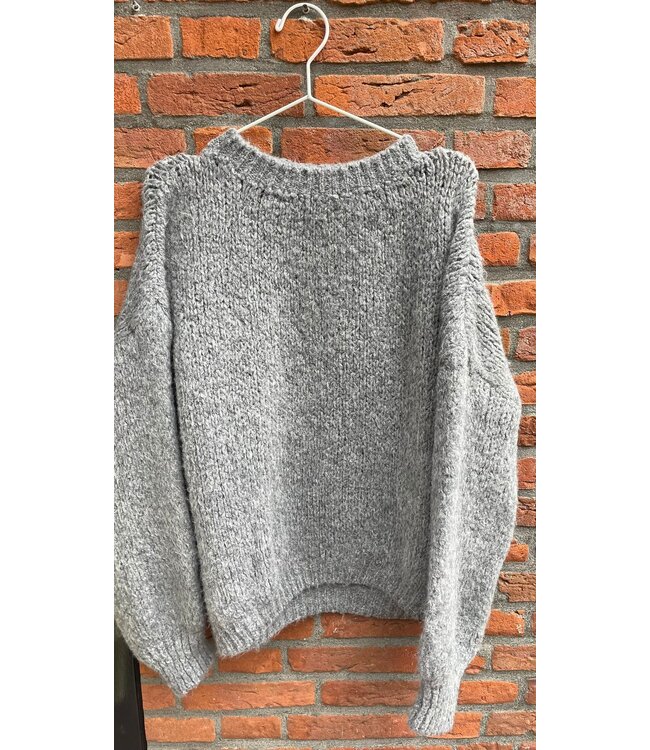 Cozy Winter Knit - Grey