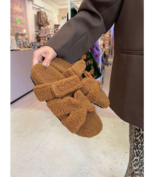 Aline Teddy Sandals