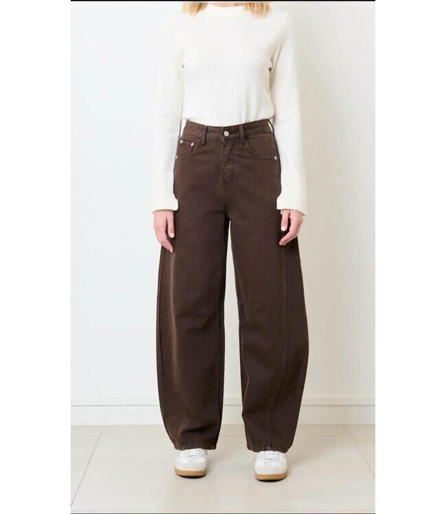 Feel Barrel Jeans - Brown