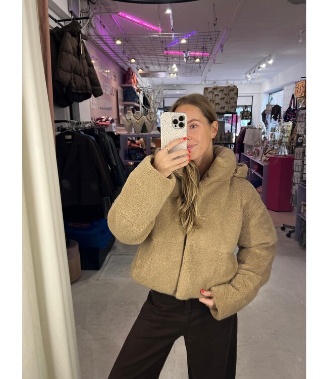 Rowan Teddy Jacket - Beige