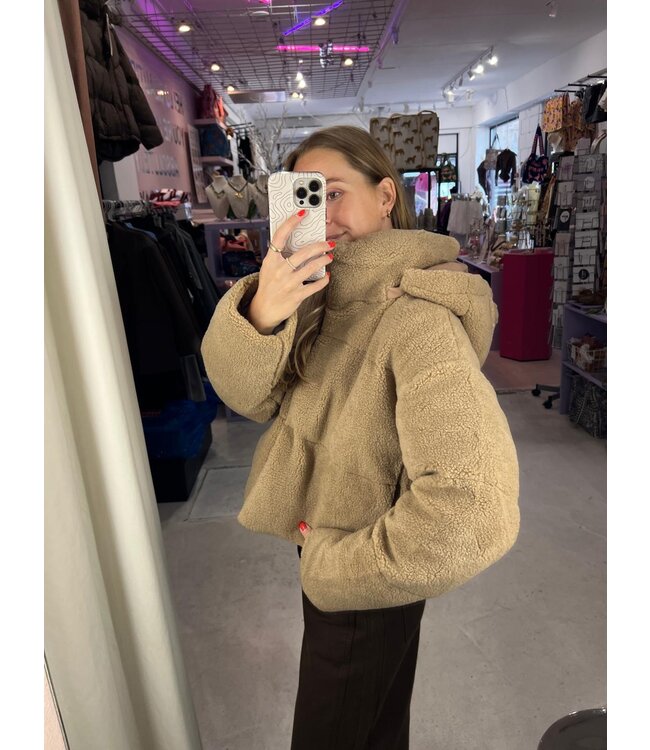 Rowan Teddy Jacket - Beige