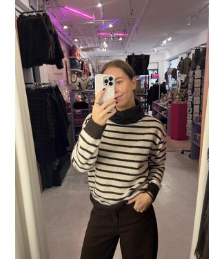 Elles Knit - Brown stripe