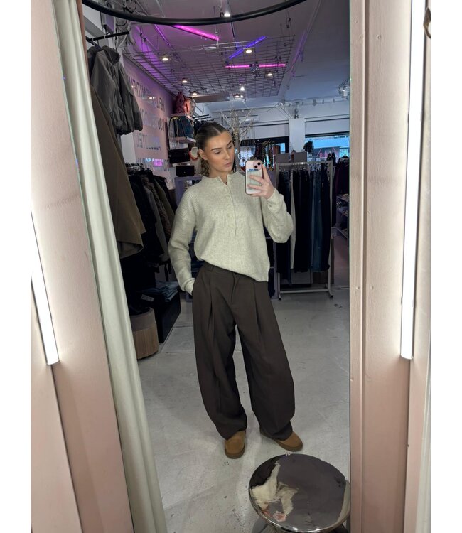 Signature Pants - Mud Brown