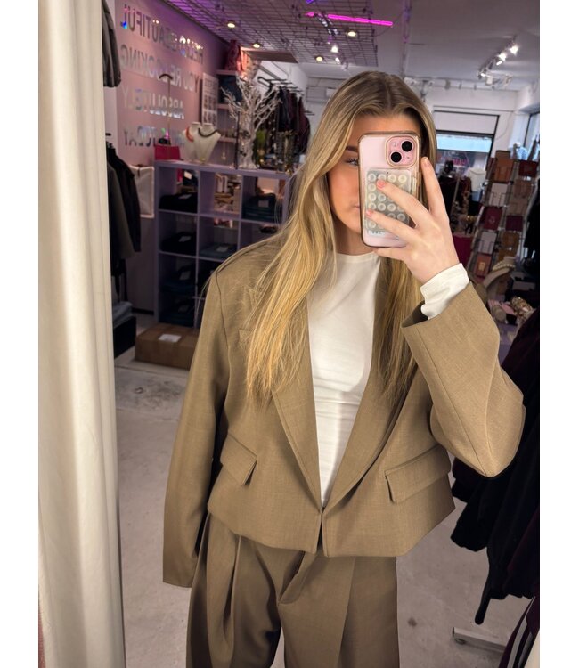 Kiki Blazer - Mocha Mousse