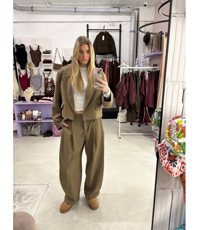 Kiki Blazer - Mocha Mousse