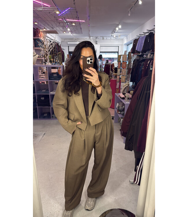 Signature Pants - Mocha Mousse