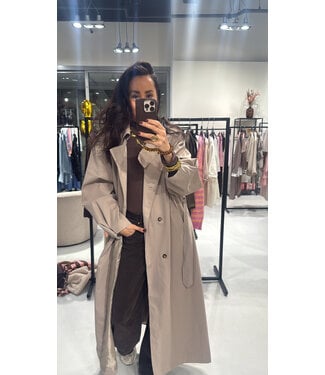 Nova Oversized Trenchcoat - Beige