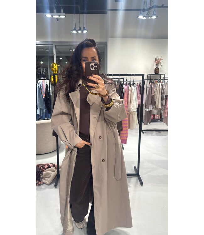 Nova Oversized Trenchcoat - Beige