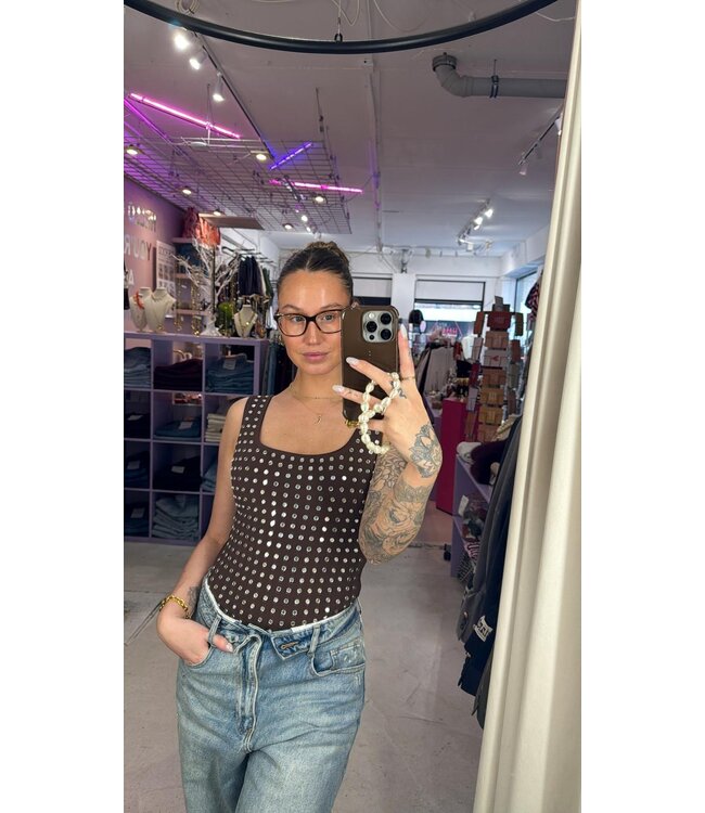 Chymo Body Studs - Brown