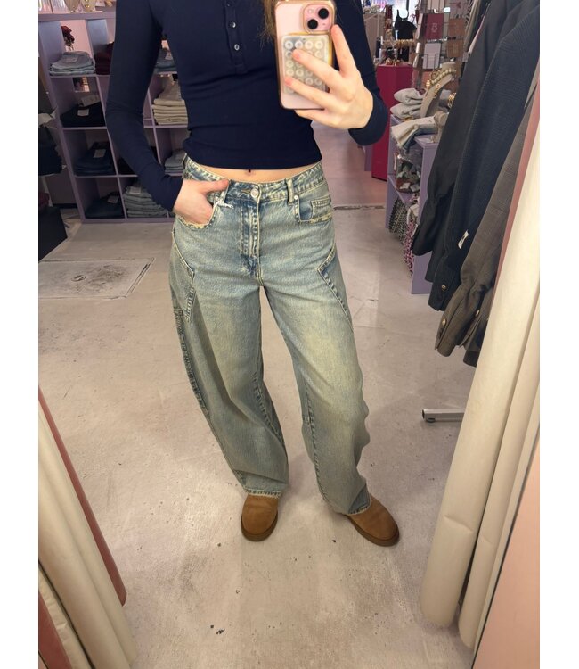Susie Balloon Pocket Side Jeans - Washed Blue