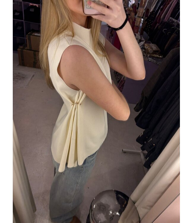 Sculpt Knit Top - Offwhite