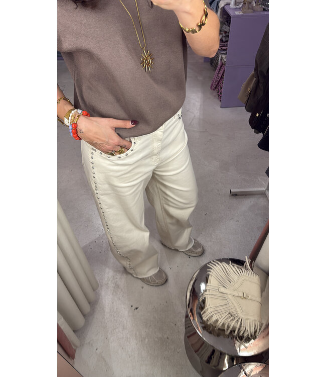 Ivory Stud Barrel Jeans - Offwhite