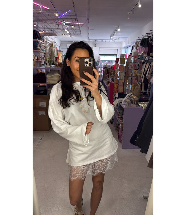 Muse Lace Short - White