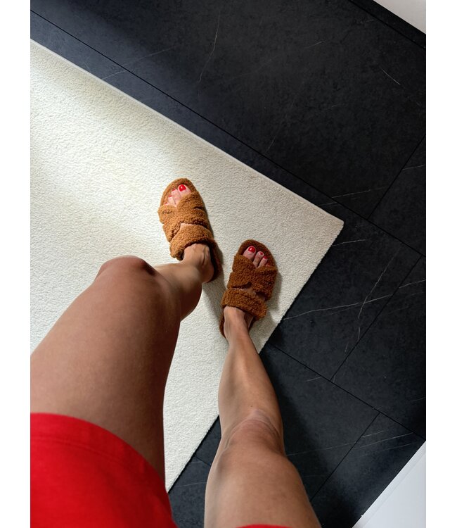 Aline Teddy Sandals