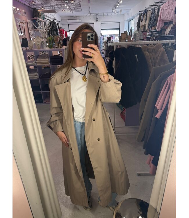 Chelsea Trenchcoat - Beige