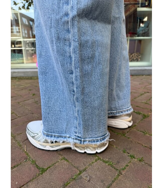 Blake Wide Leg Jeans - Blue