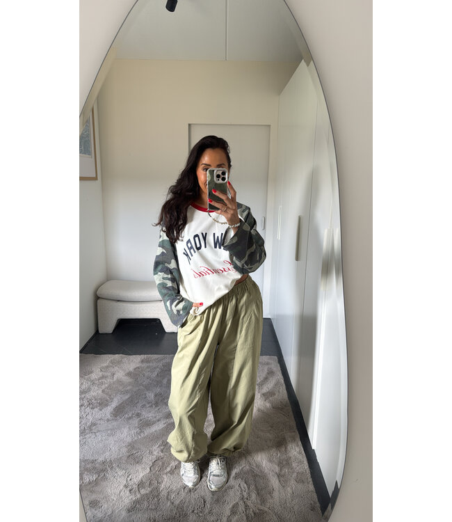 NY Essentials Long sleeve - Camo Green/offwhite