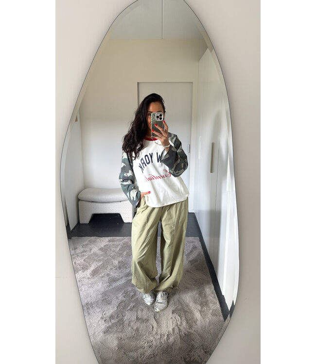 NY Essentials Long sleeve - Camo Green/offwhite