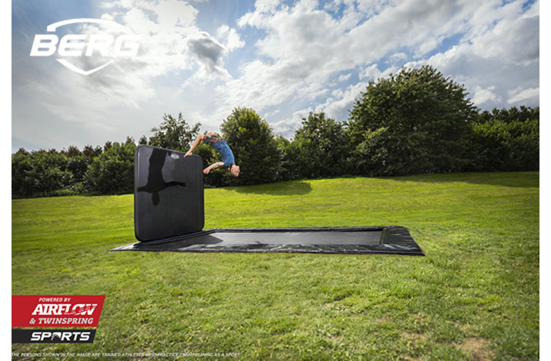 BERG Ultim Elite Flatground 500 zwart + AeroWall