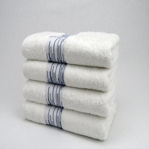 hotelgroothandel.nl 4 Pack Handdoeken - (4 stuks) Essentials 550g. M² 50x100cm wit - Katoen badstof