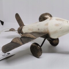 Huis en Bed Beeldje, decoratief model van een vliegtuig
