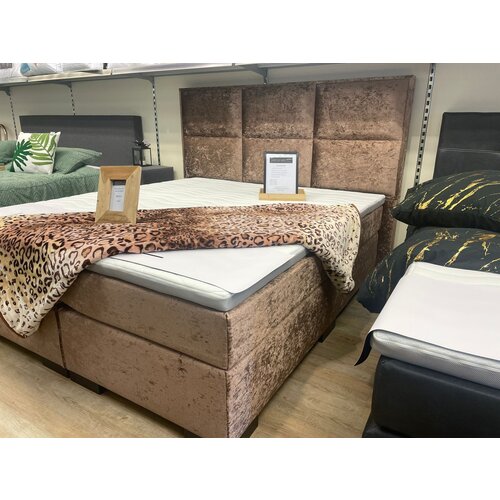 NoLizzz® Boxspring Uniek - (Alleen showroom verkoop)