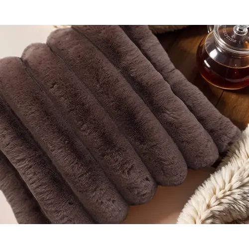 Primaviera DeLuxe Rib Rabbit Fur Sierkussen Taupe 50 x 50