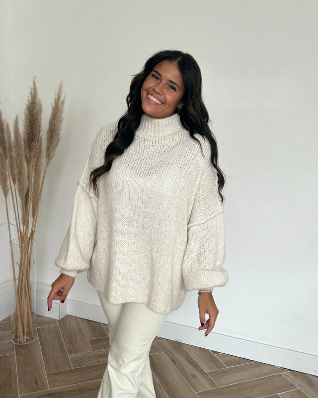 oversized knit - creme