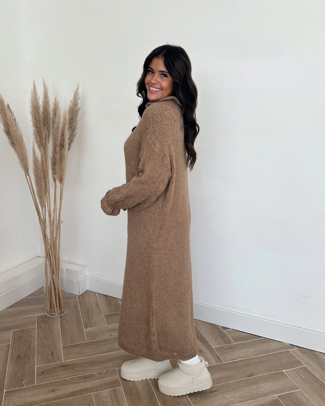 ruffle knit dress - camel